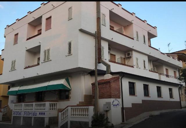 Albergo Florida Capo Rizzuto Ngoại thất bức ảnh